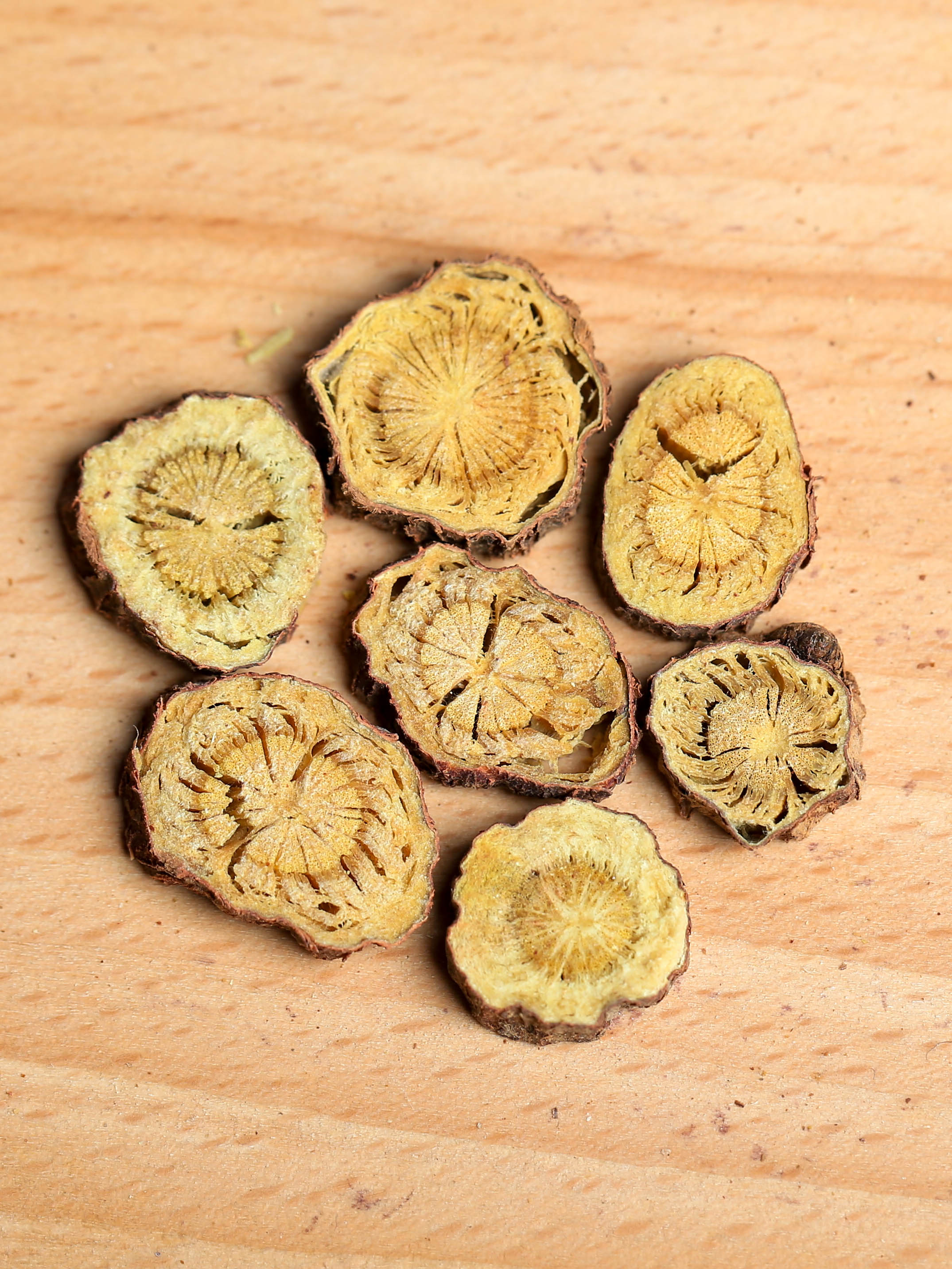 仿生种植的内蒙梁上甘草 只有十袋